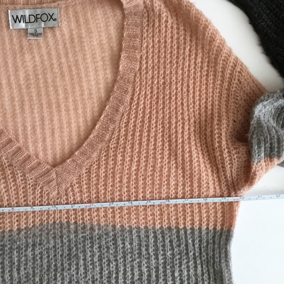 WildFox Women’s Sweater Felicity V-Neck Stripes Size S - Picture 8 of 8